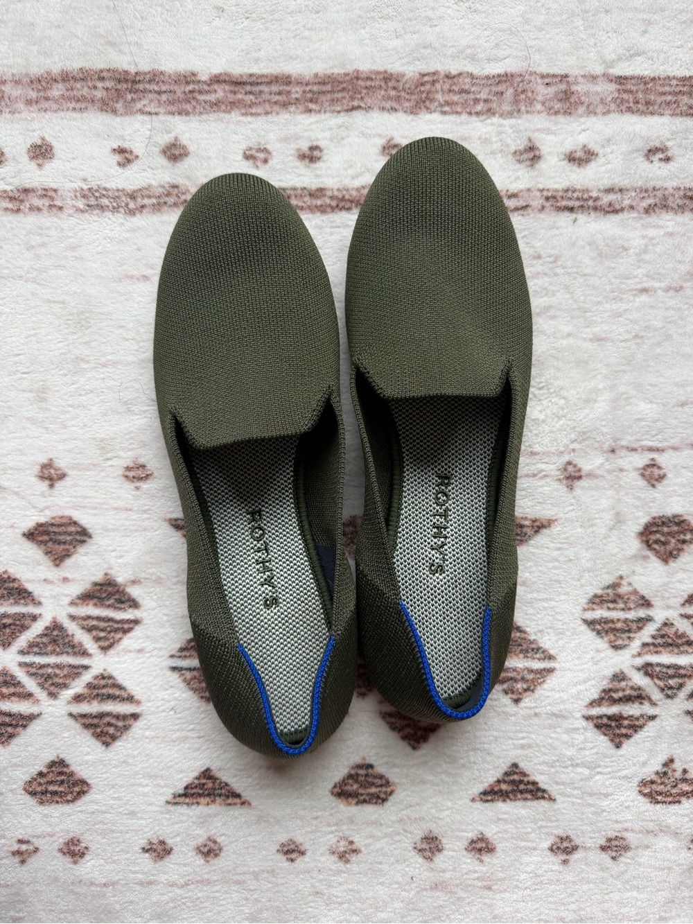 Rothy’s slip on flats olive green size 8